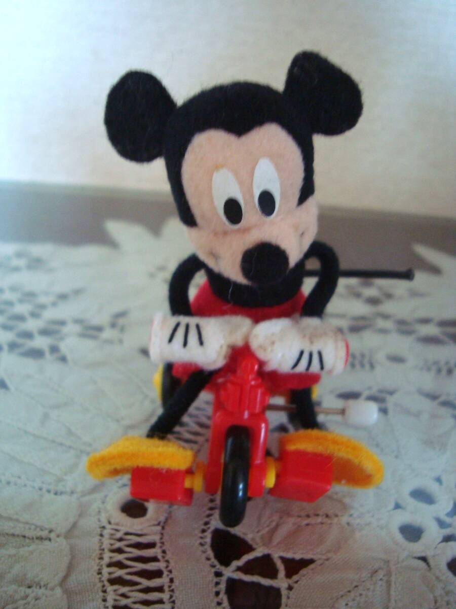 ディズニー　三輪車に乗るミッキー　置物　飾り物　ぬいぐるみ　ミニー　フェルト　レア_画像5