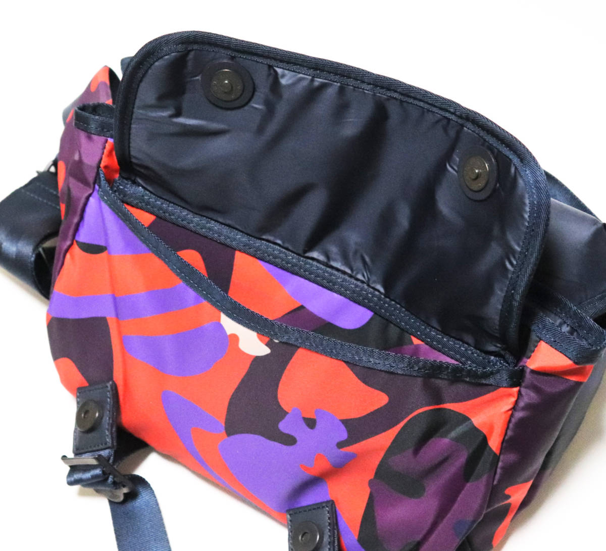 { Vivienne Westwood } легкий красочный камуфляж сумка "body" сумка-пояс для мужчин и женщин в подарок .A7585
