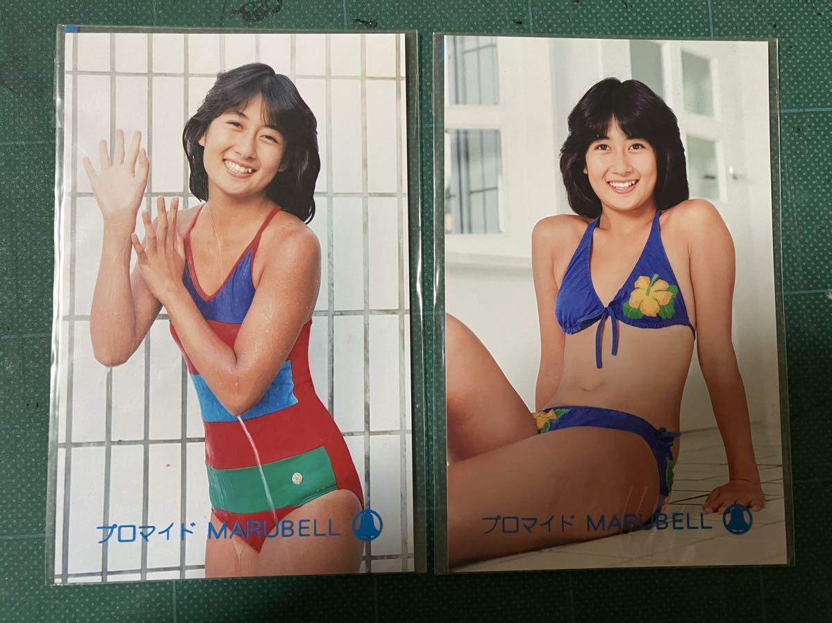 【水着】木元ゆうこ マルベル堂プロマイド写真2枚 青ビキニ 昭和タレントの画像1