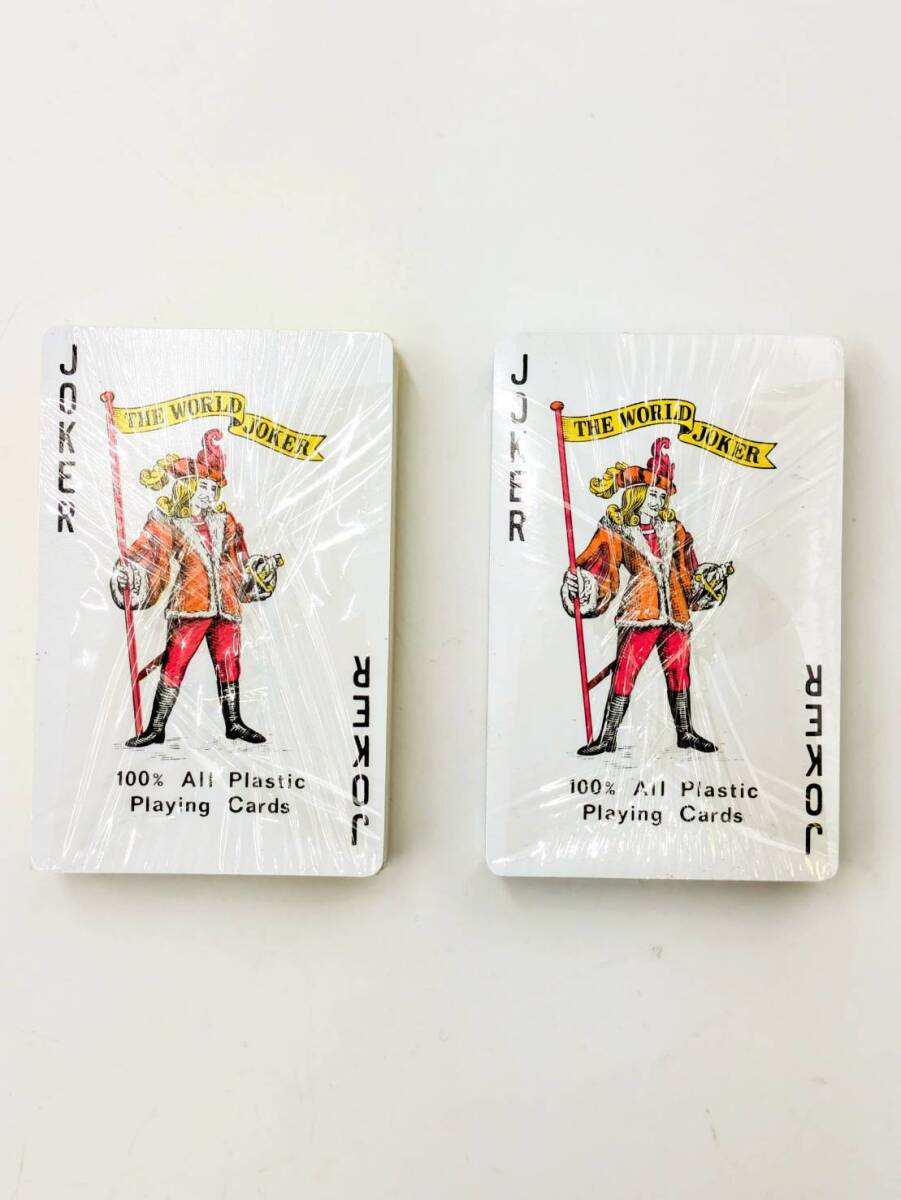 【1円スタート 未使用未開封品トランプ】 THE WORLD JOKER Plaing Cards ジョーカー プラスチック製 2種類セット 青 黄色 箱付き_画像3