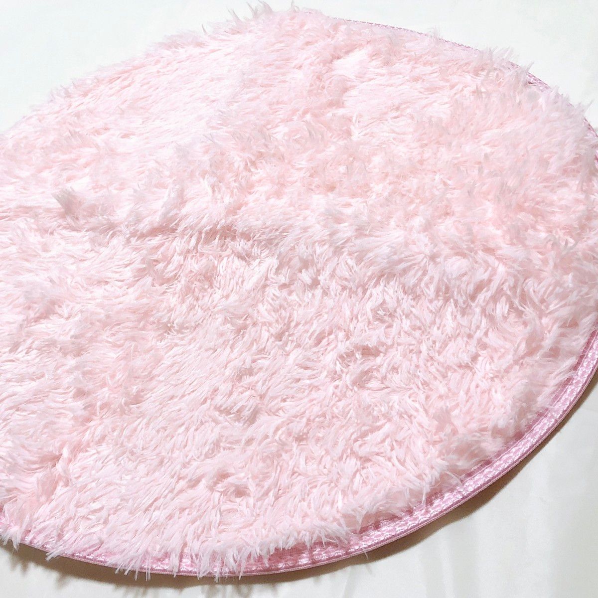 ラグ マット カーペット じゅうたん 絨毯 ラウンド 丸型 円形 サークル 北欧 モダン ふかふか ペット シンプル ピンク
