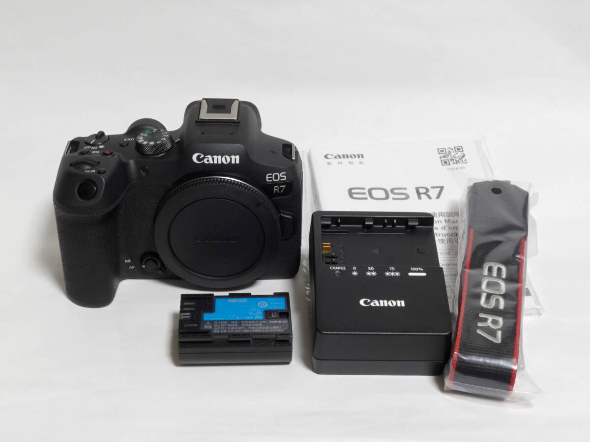 中古良品 CANON EOS R7 ボディ ミラーレス一眼カメラ_画像1