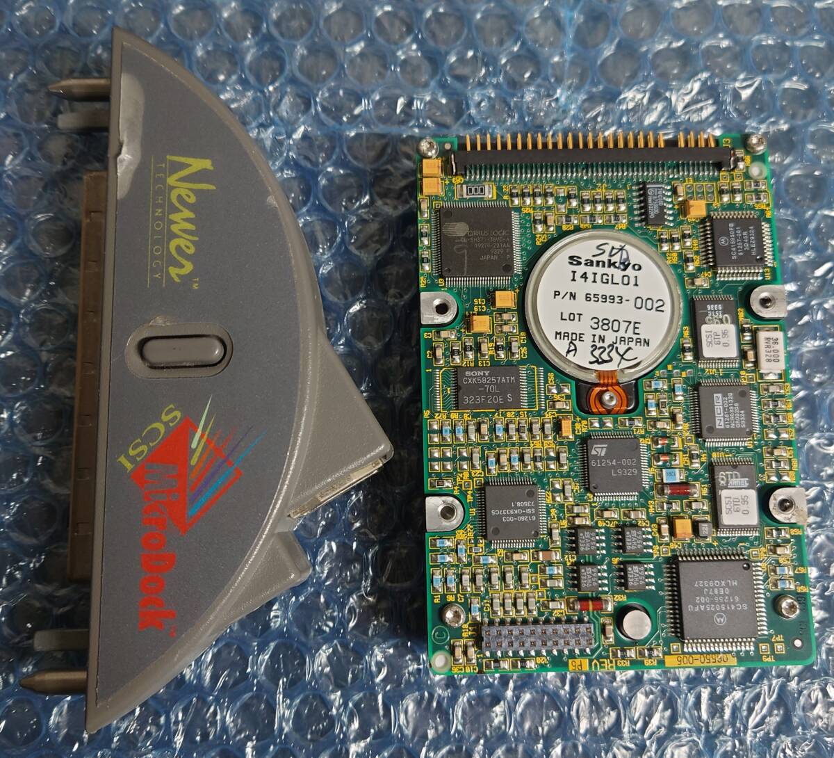 [動作未確認] 2点まとめ HDD ( Apple Computer Inc. CONNER CFN250S 240MB 2.5inch SCCI ) + SCSI MicroDock ( Newer Technolocy 7MD-S )_画像2