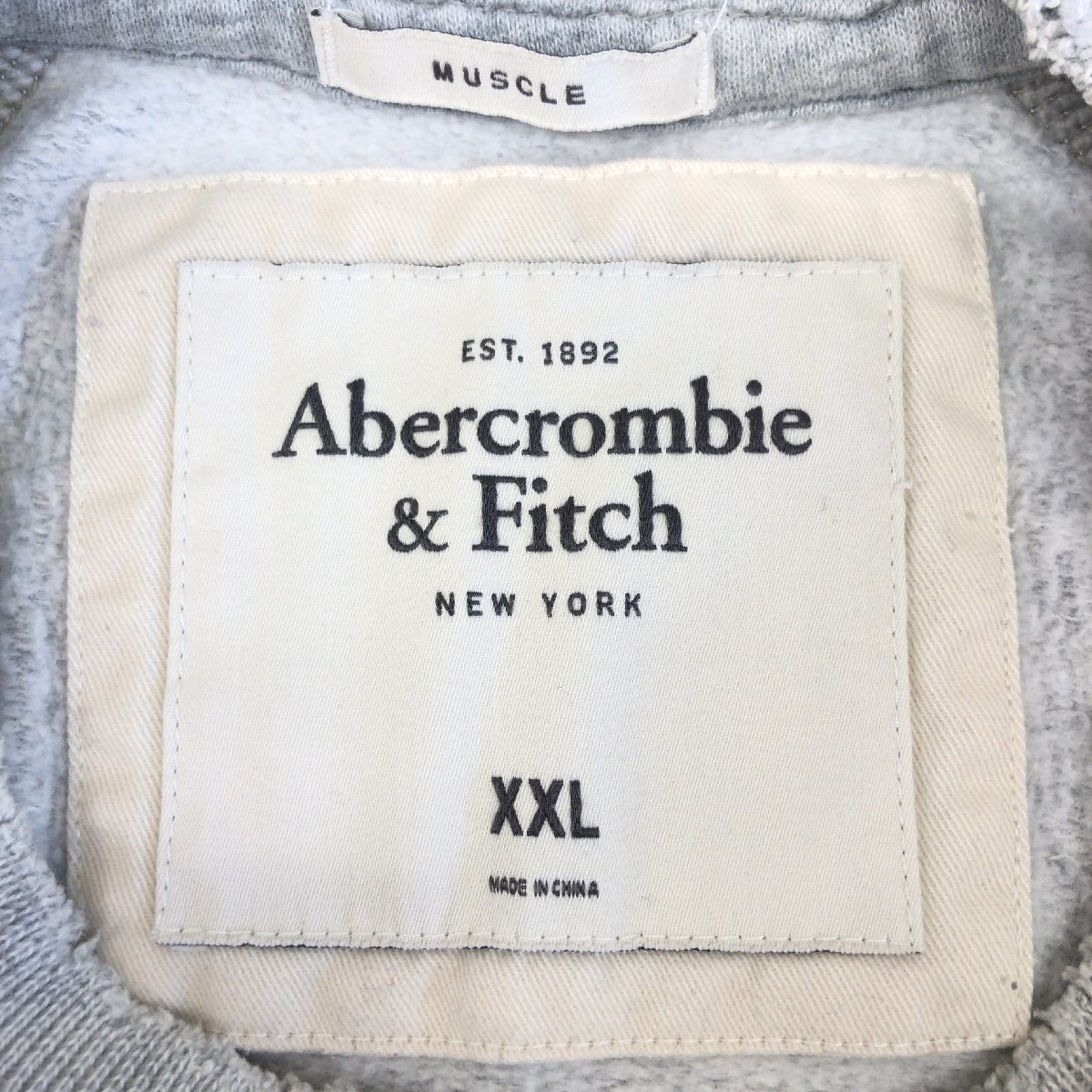 ●Abercrombie&Fitch アバクロンビー&フィッチ USED加工 裏起毛 スウェット トレーナー XXL ライトグレー 2XL 3L 特大 大きいサイズ メンズ_画像3