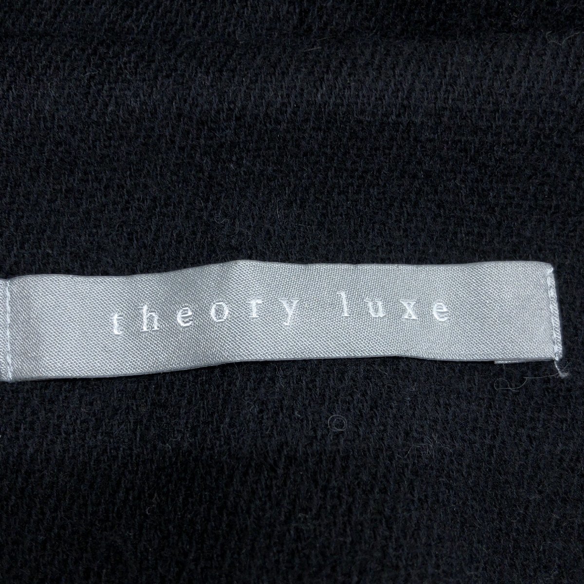 ◆theory luxe セオリーリュクス ウール フーデットコート 38(M) 黒 ブラック ロングコート ローブ 日本製 国内正規品 レディース 女性用_画像3