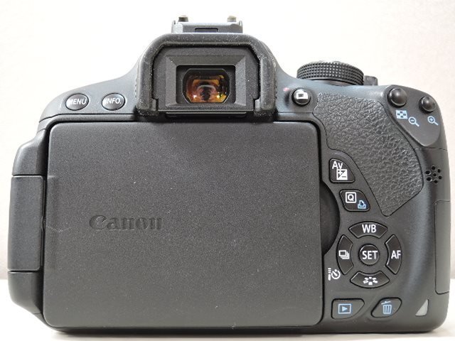 Canon キャノン デジタル一眼レフカメラ EOS Kiss X7i ボディ 通電確認のみ 動作未確認/ジャンク品_反対面