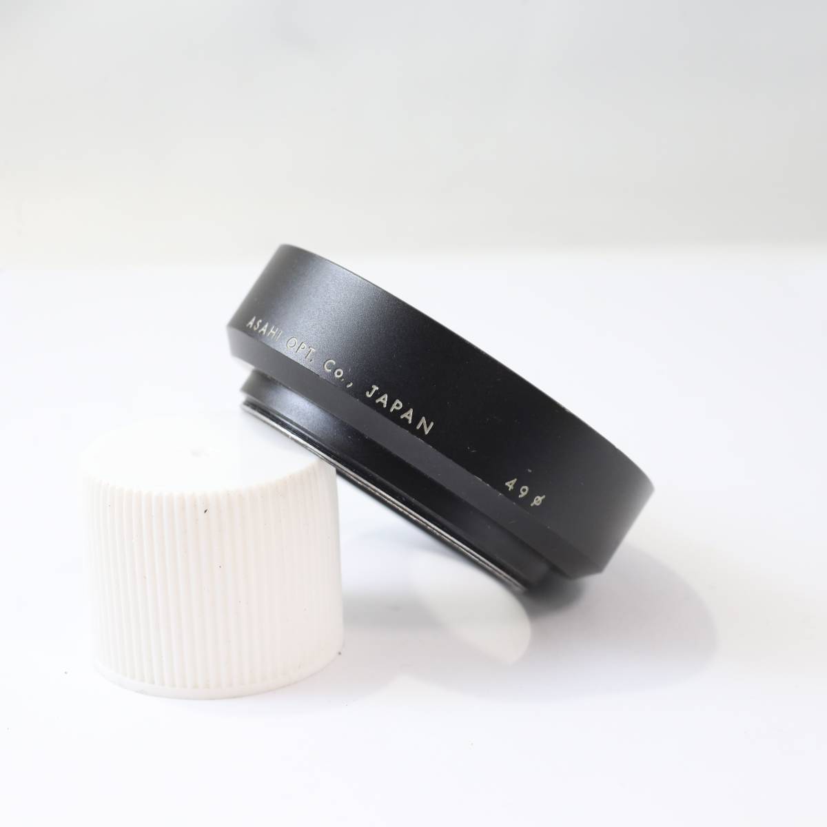 【良品/少し歪みあり】ペンタックス PENTAX メタル レンズフード Super-Takumar 50mm F1.4 /55mm F1.8 (フィルター径 49mm) (V199)_画像3