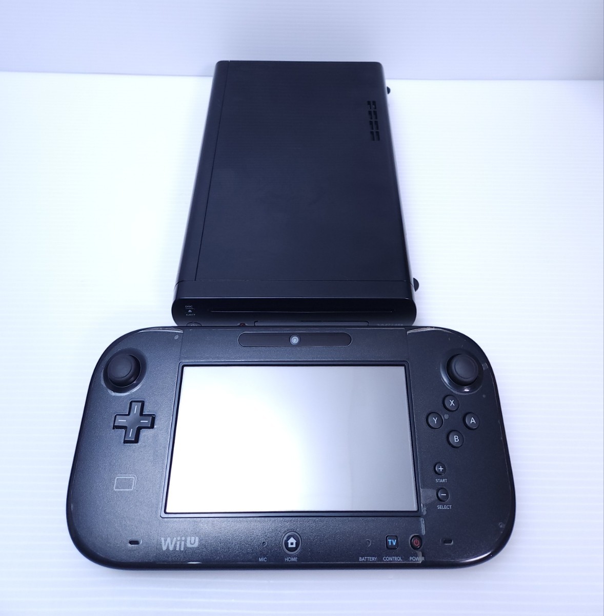 動作品 任天堂 Nintendo WiiU Wii U 本体 32GB WUP-101 GamePad WUP-010 クロ 箱付き (B-11)_画像7