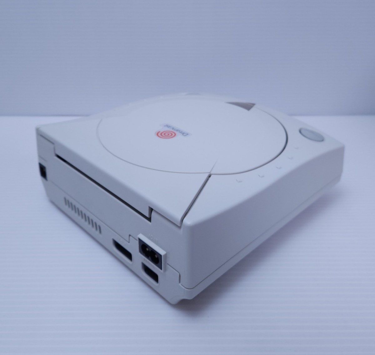 美品 / 動作品 SEGA セガ Dreamcast ドリームキャスト DC HKT-3000 ゲーム機 本体 取説 付属品全揃い /箱付/レトロゲーム(B-3)_画像4