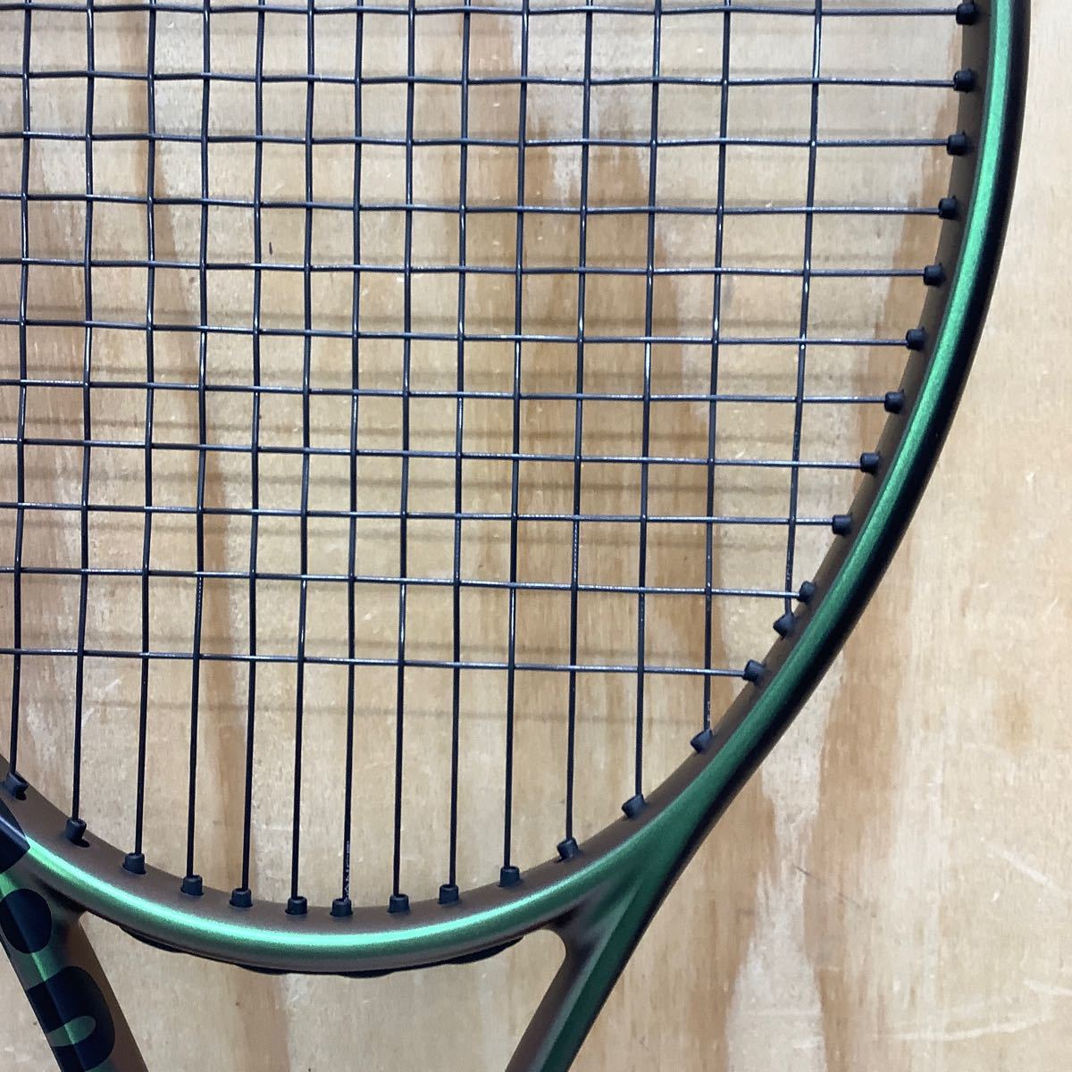 ② ウィルソン BLADE V8 98 テニスラケット_画像5