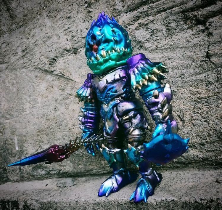 ソフビ　ブルードラゴンシールド　mermurstudio 当選品　限定8体　検)izumonster ZOLLMAN リアルヘッド　仮面ライダー