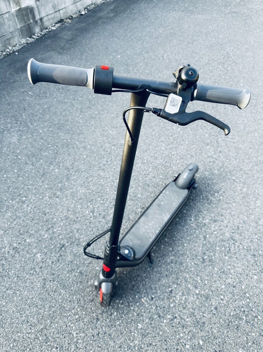 公道不可】使用少ないバッテリー元気 電動キックボード 停車 公道不可】使用少ないバッテリー元気 電動キックボード 停車
