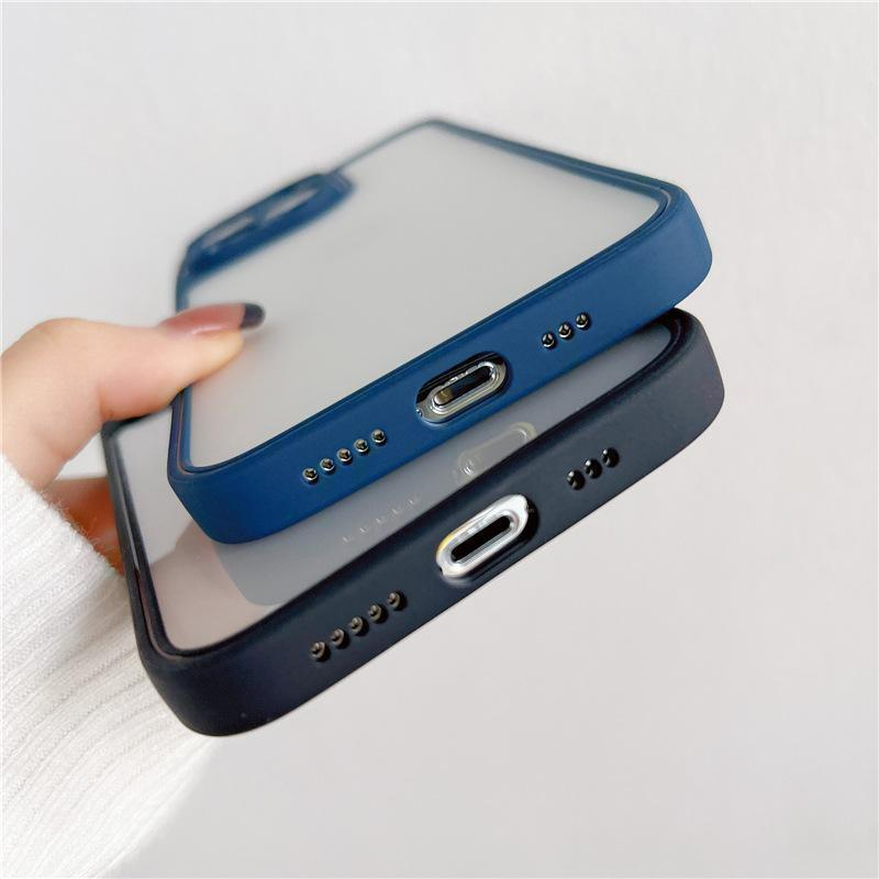 iPhone13Pro ケース スマホケース スマホカバー 黒 ブラック 半透明 背面カバー アイフォン 携帯ケース アクセサリー 12
