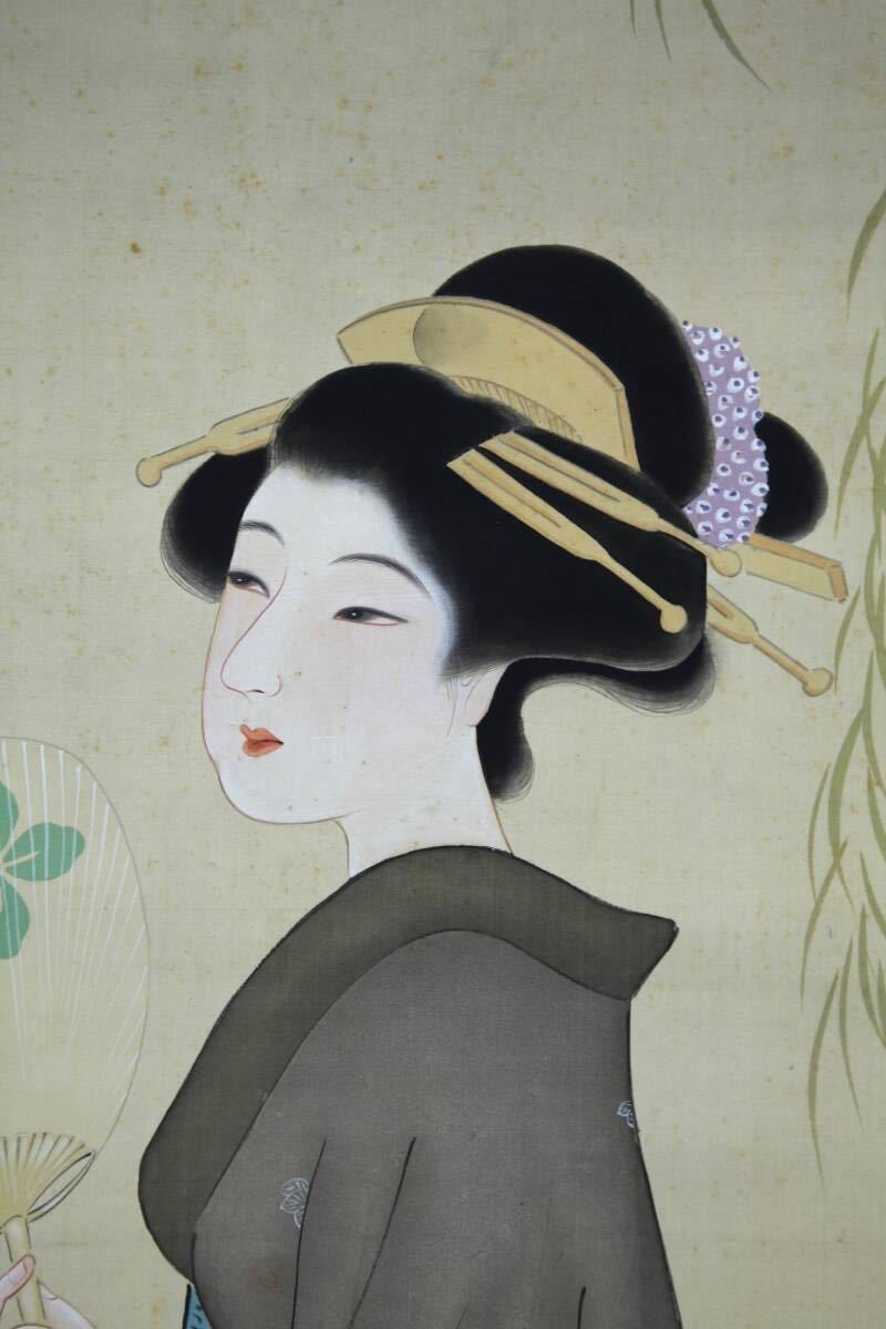 真作】【風車】 井上精香 「扇持美人図」◎肉筆絹本◎肉筆浮世絵 真作】【風車】 井上精香 「扇持美人図」◎肉筆絹本◎肉筆浮世絵