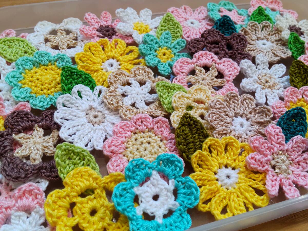 レース編みお花のモチーフ♪ お花（平ら） いっぱい  ハンドメイド ピンク&水色の画像4