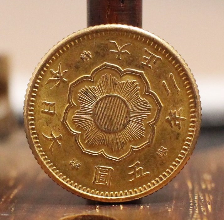 ★新5円金貨 大正2年（1913年)★希少年 重量約4.2g★真物保証品 美品 摩耗少なく凹凸しっかりと残っています★_画像2