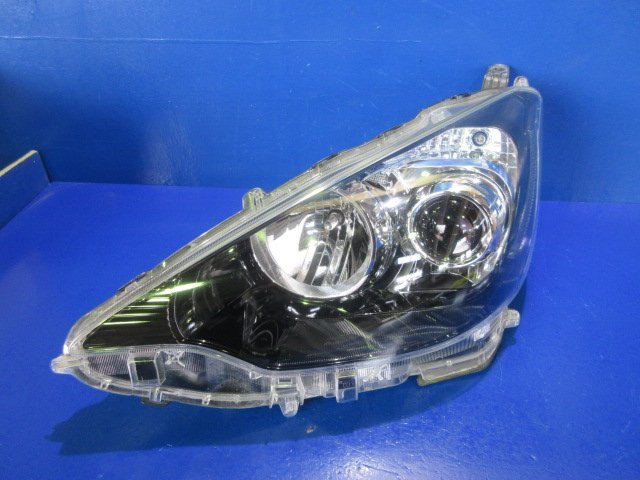 トヨタ アクア NHP10 左 G’ｓ ジーズ ヘッドライト LED コイト52-247 ※ B2-2-2 0395_画像1