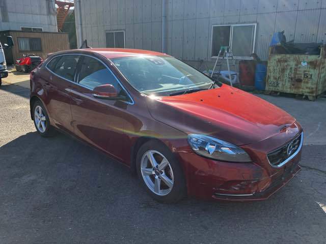 H27 year Volvo V40 auto matic transmission only operation goods light accident car from mission only 