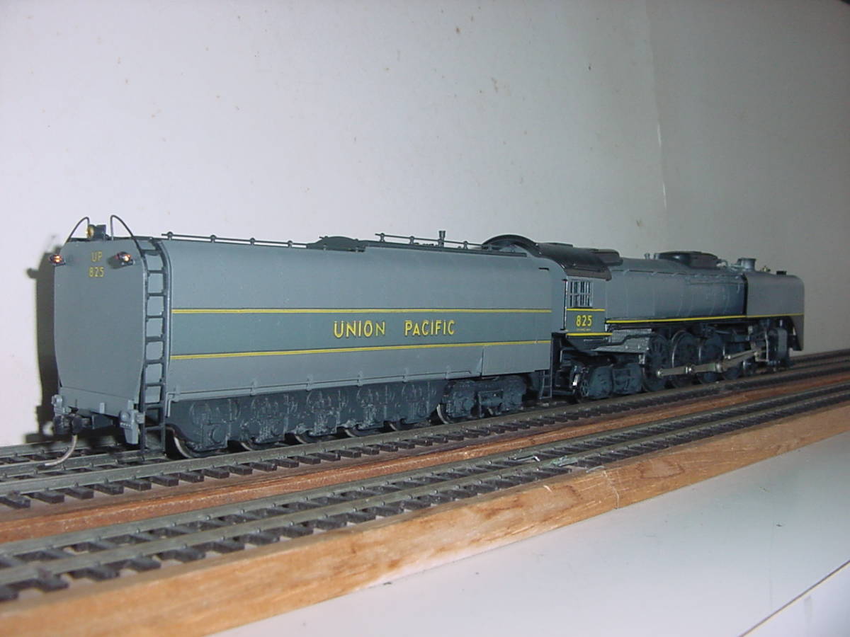 HO WMC Union Pacific 4-8-4 FEF-2 Two-tone Gray C/P_画像5