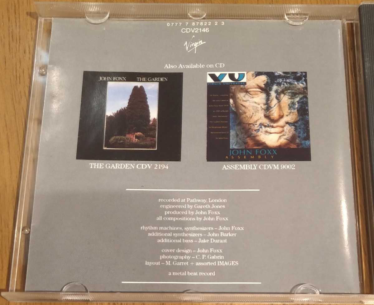 metamatic john foxx 廃盤輸入盤中古CD ジョン・フォックス メタマティック ultravon ウルトラヴォックス ボートラ収録 0777 7 87825 2 3_画像4