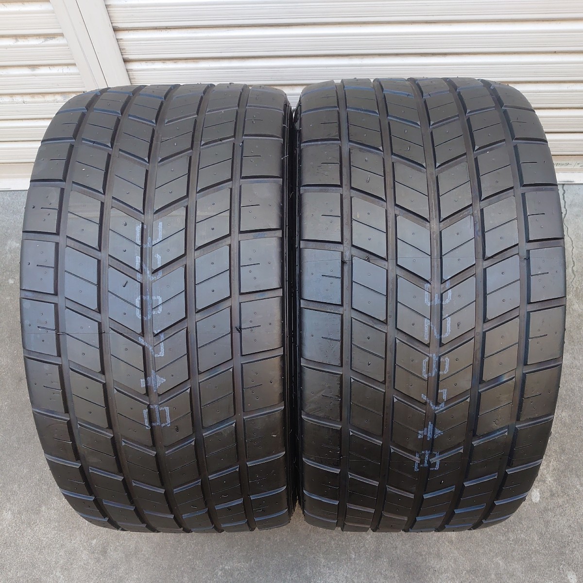 DUNLOP ダンロップ　レインタイヤ　280/655R18 (W08)　2本　未走行品①_画像3