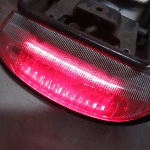 □【DIO ZX ディオZX AF35】羽.　ハイマウントストップランプ　LED　スポイラー□K42951_画像5