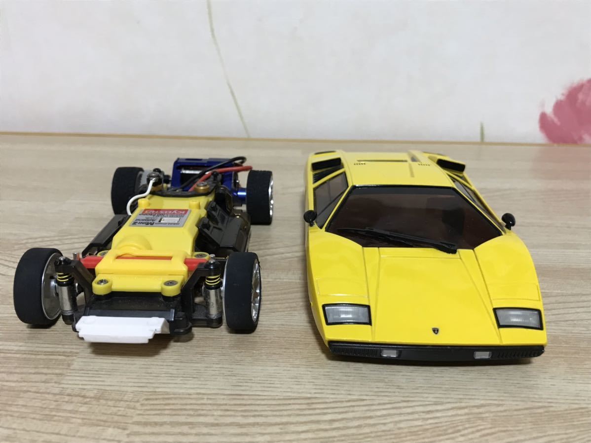 送料無料　京商ミニッツレーサー MR-02 ランボルギーニ カウンタック LP400 アルミホイール カーボン等 KYOSHO MINI-Z RACER LAMBORGHINI