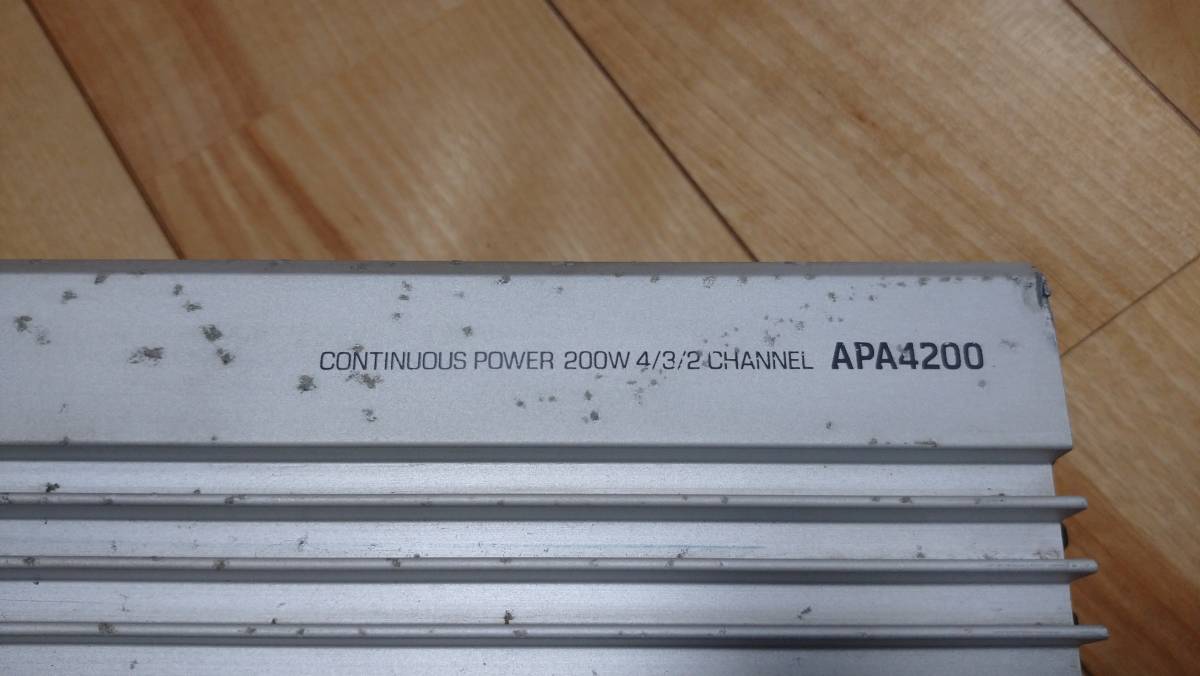アゼスト　4chパワーアンプ　APA4200　200W_画像4
