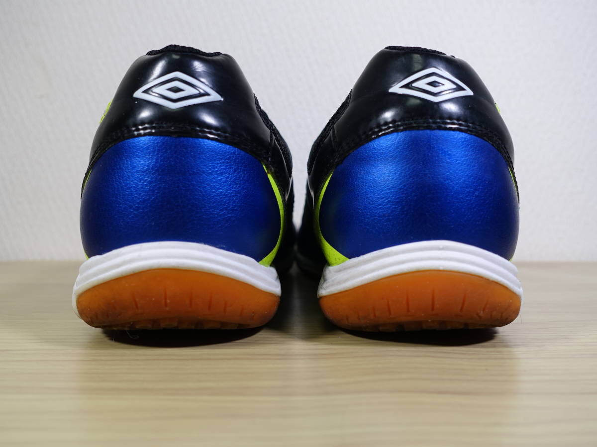 ◇ UMBRO アンブロ サラ クラッキ フットサルシューズ【UTA4380BBY】◇ 27.0cm_画像8