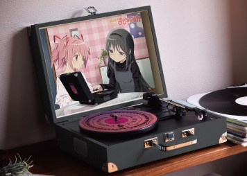 『魔法少女まどか☆マギカ』コラボモデル オンキヨー Bluetoothスピーカー内蔵ポータブルターンテーブル ＋ クリアポスターの画像4