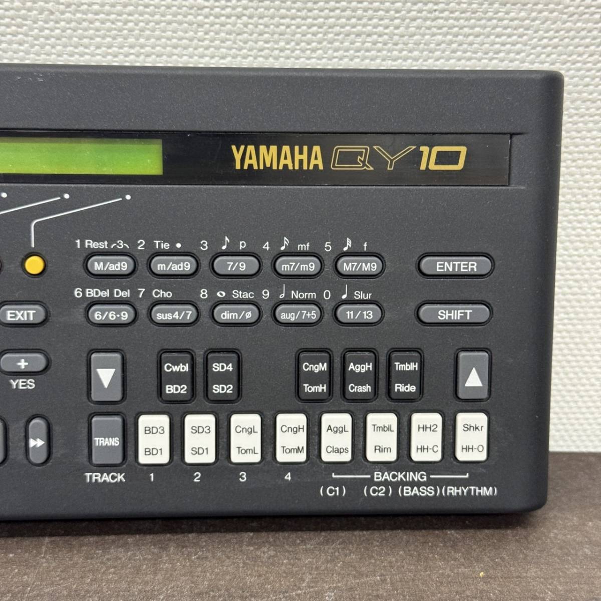 送料600円～ ジャンク 通電のみ確認済み YAMAHA ヤマハ ミュージック シーケンサー QY10 S/N:HO06988_画像4