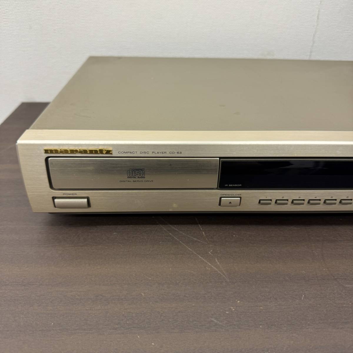 送料950円～ ジャンク 通電確認済み marantz マランツ CDプレーヤー CD-63 S/N:SV029533001418_画像4