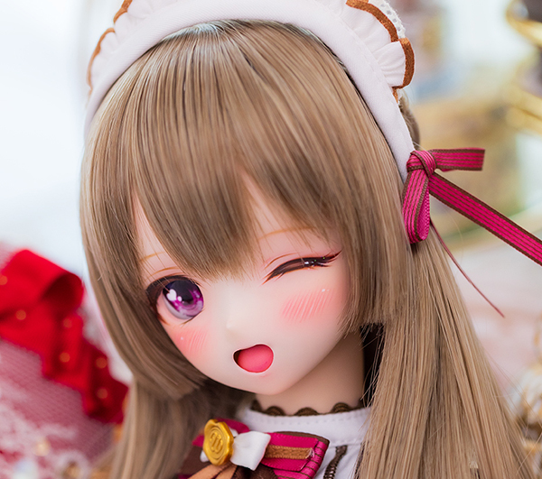 DDH-08 カスタムヘッド(ウインク)セミホワイト肌+デカールアイ DDH-08 カスタムヘッド(ウインク)セミホワイト肌+デカールアイ