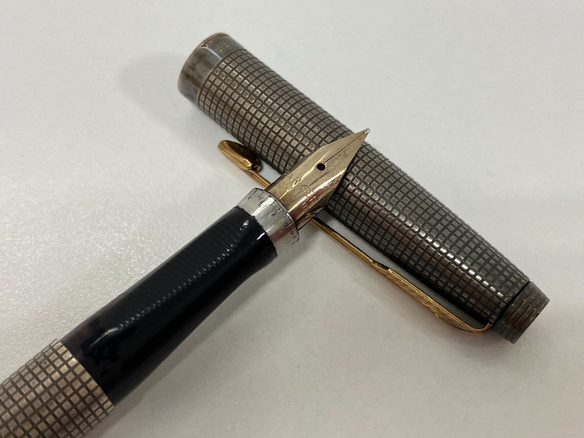 【C40375】PARKER　パーカー　万年筆　ペン先14K　XF　STERLING　CAP＆BARREL USA　 シルバー　筆記未確認　ジャンク品として　【中古品】_画像7