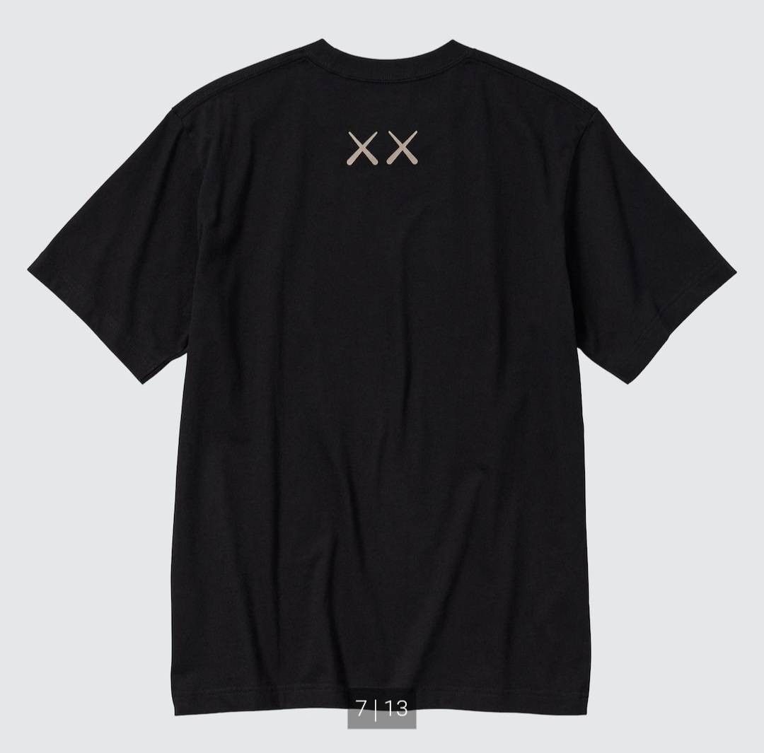 【新品】UNIQLO KAWS UT グラフィックTシャツ XL ブラック　ユニクロカウズTシャツ　ユニクロTシャツ