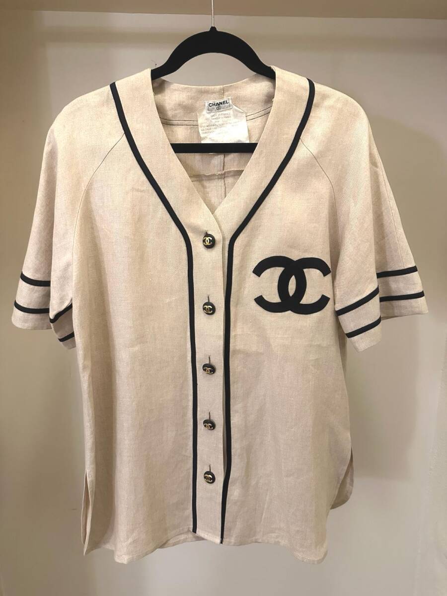  super rare hard-to-find Chanel Vintage here Mark Baseball shirt beige black short sleeves 38 CHANEL VINTAGE judgment settled used beautiful goods 