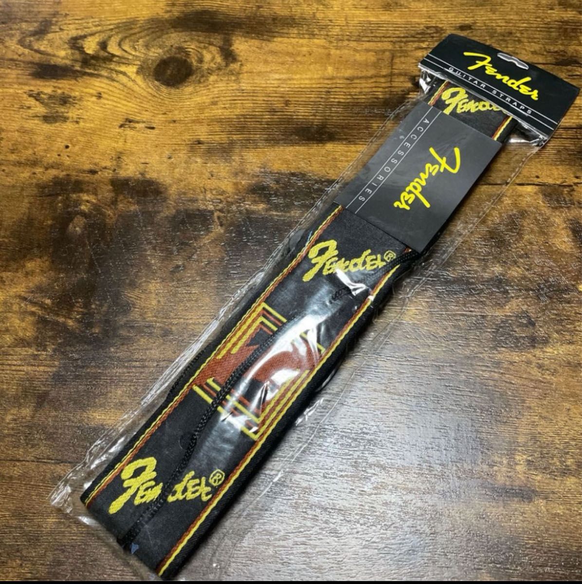新品未開封品】フェンダー Fender ギターストラップ モノグラム 新品未開封品】フェンダー Fender ギターストラップ モノグラム