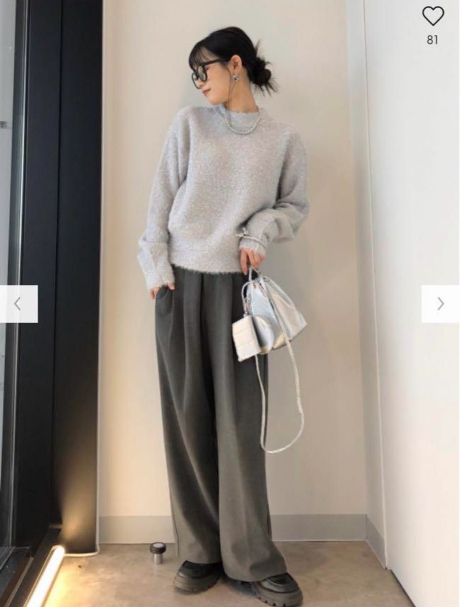 新品タグ付き】GU シャイニークルーネックセーター ライトグレー 新品タグ付き】GU シャイニークルーネックセーター ライトグレー