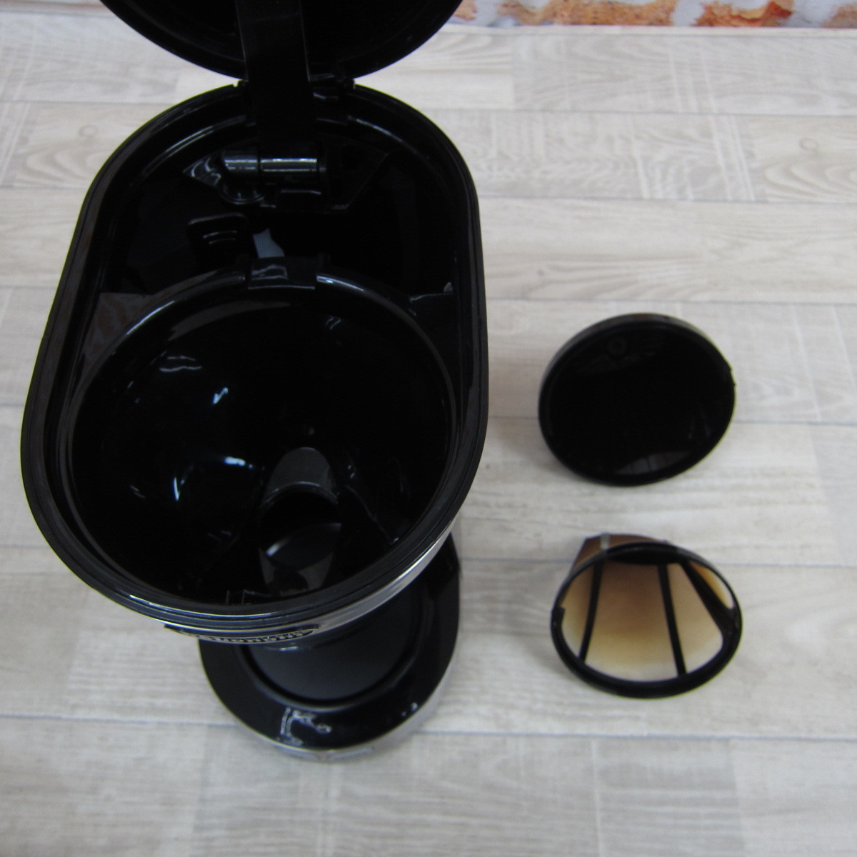 02131PA24【ほぼ未使用】De'Longhi (デロンギ) ドリップコーヒー 02131PA24【ほぼ未使用】De'Longhi (デロンギ) ドリップコーヒー