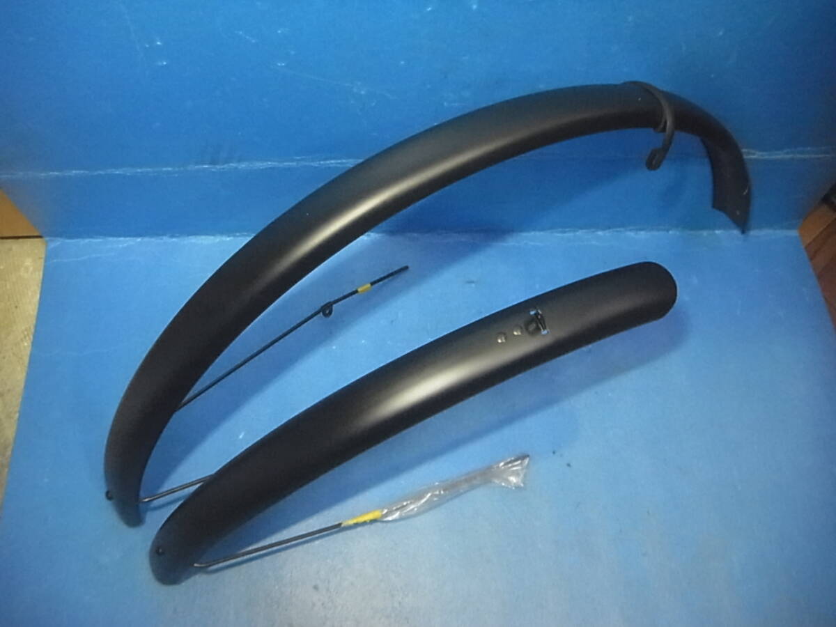 #S1760# plastic 700C fender front and back set 