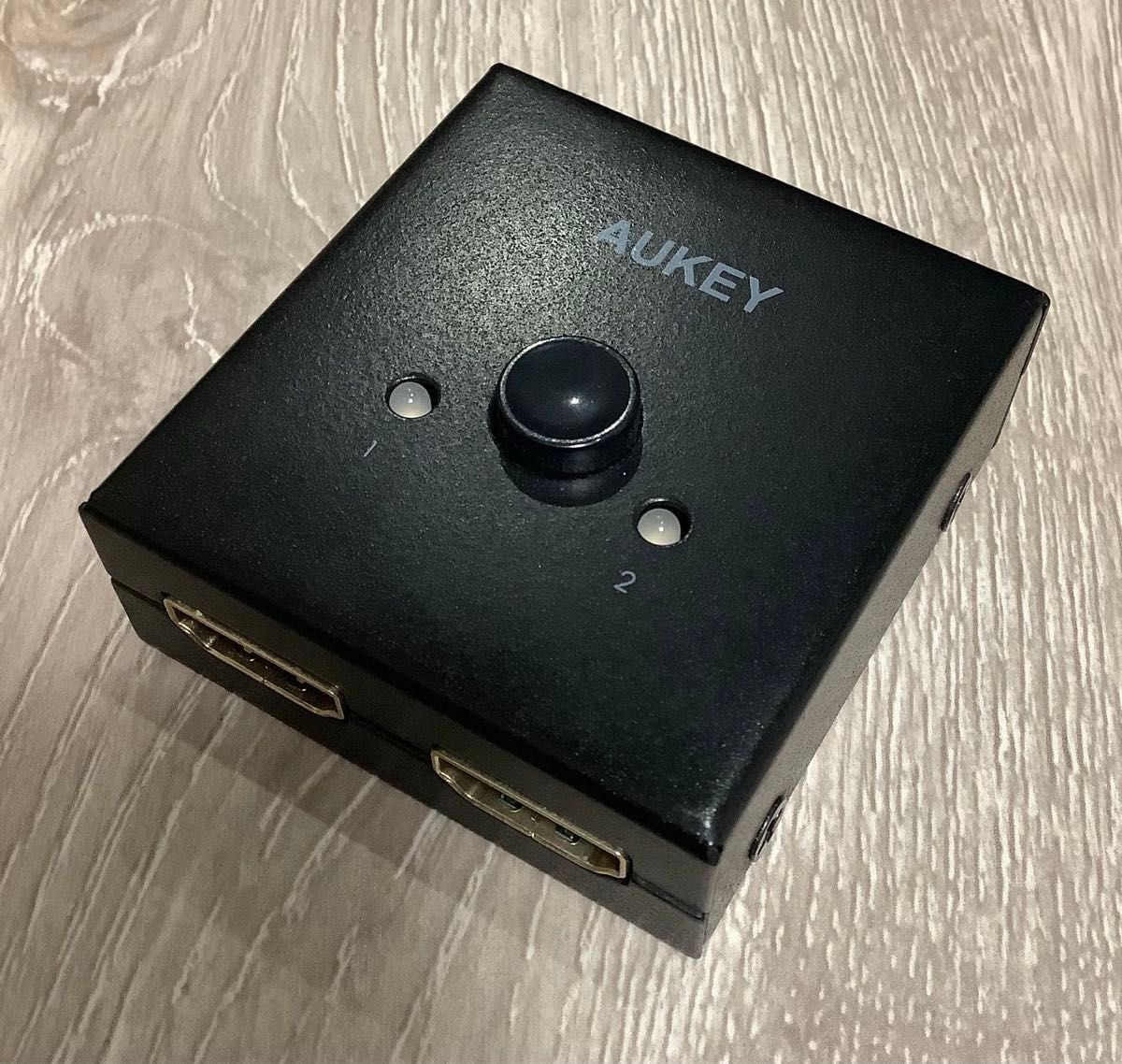 【美品】AUKEY HDMI切替器(分配器) HA-H04 4K60Hz対応