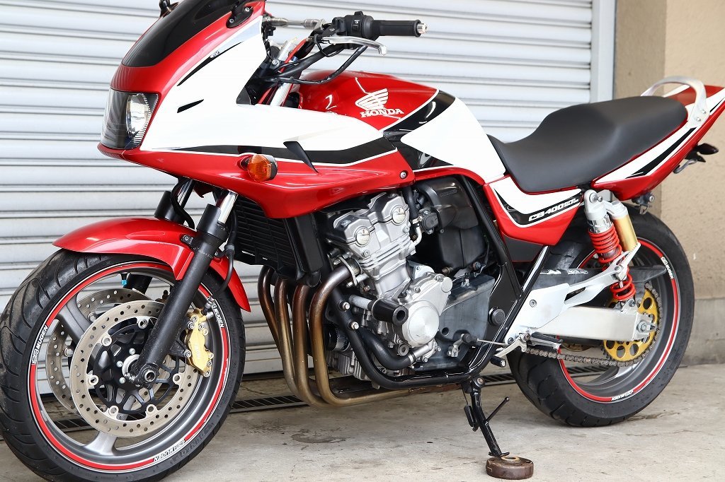 CB400SFボルドール/REVO/NC42/インジェクション/コンディション自信あり/トリコロール/ローンOK/修復歴なし/CB400SBの画像2