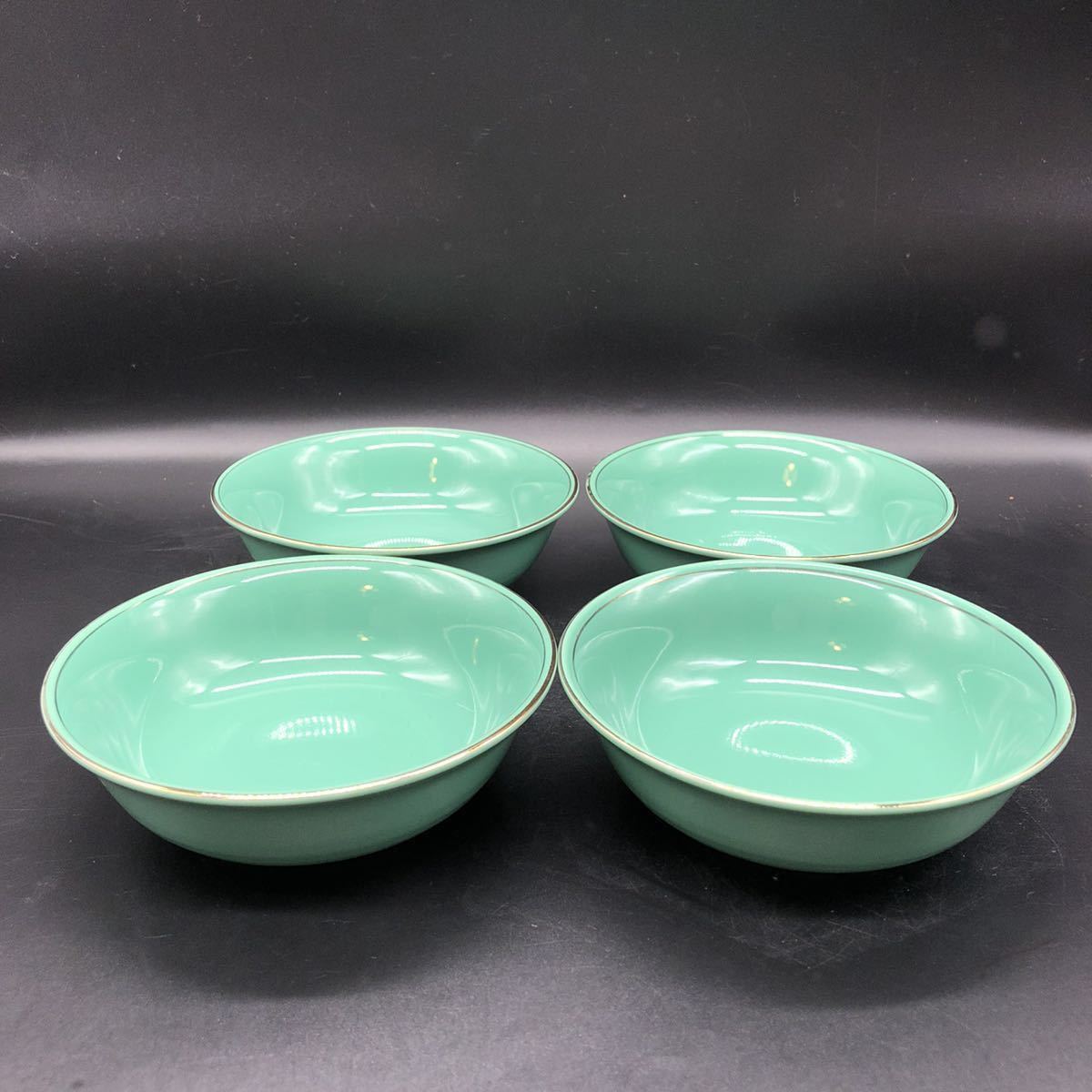 小鉢4個セット　青磁　小鉢　小皿　食器　陶磁器　　鉢皿　W7-3_画像1