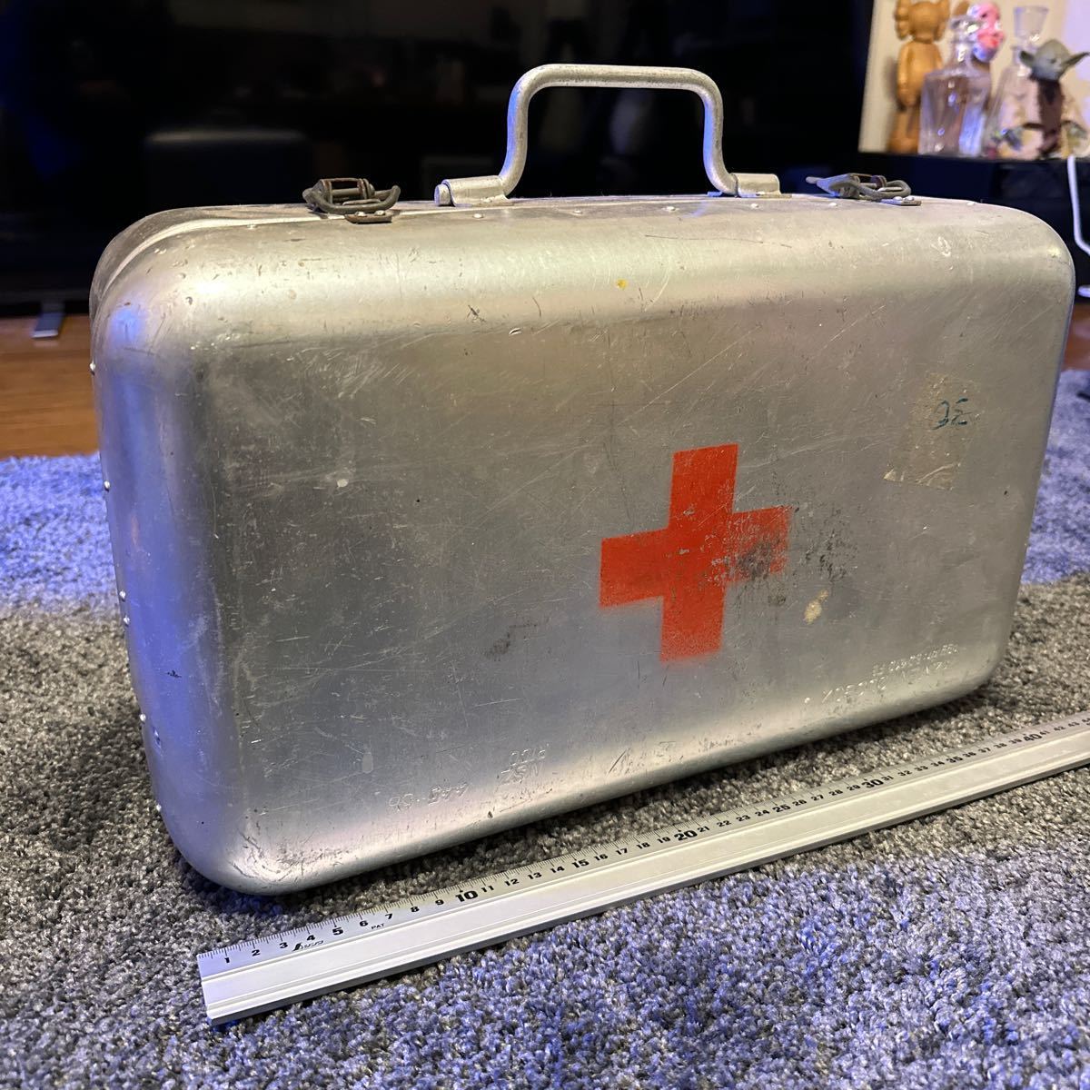  aluminium container box first-aid kit first aid army trunk tool box tackle box Zero is li