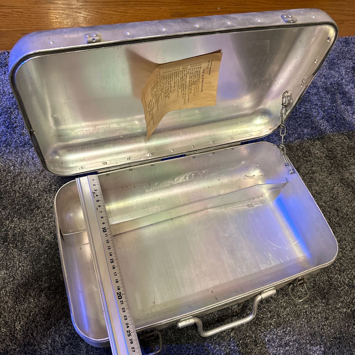  aluminium container box first-aid kit first aid army trunk tool box tackle box Zero is li
