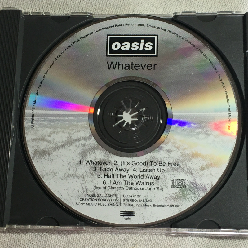 Oasis「Whatever」＊通算5枚目のシングル「ホワット・エヴァー」に「シガレッツ&アルコール」を追加収録した日本編集によるミニ・アルバムの画像4