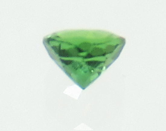NO.15 Хромированный турмалин ( драгоценнный камень название Хромированный * турмалин ) раунд разрозненный ( язык The nia производство )(2,5mm) натуральный камень на данный момент товар 