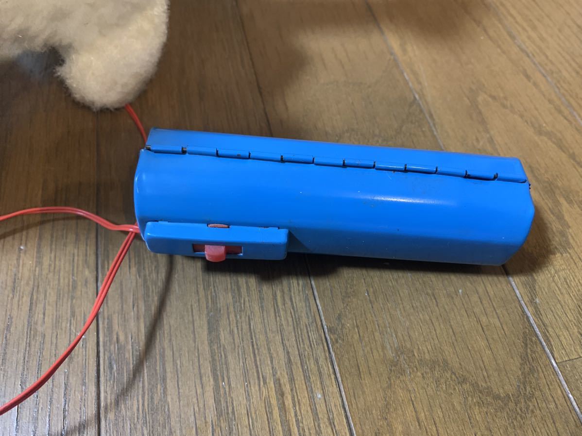 【中古品】昭和おもちゃ　デラックスプードル　DELUXE POODLE 通電無し　確認済み　日本製　単一電池2本_画像4