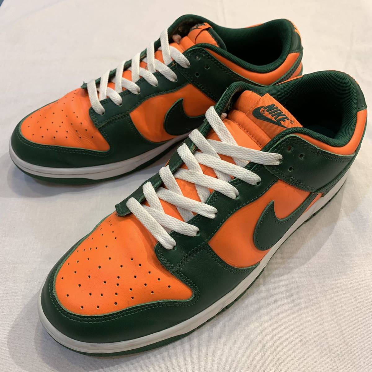 2022 NIKE DUNK LOW RETRO MIAMI ナイキ ダンク ロー レトロ マイアミ ゴージグリーン/トータルオレンジ ホワイト DD1391-300 US 11 29㎝_画像1