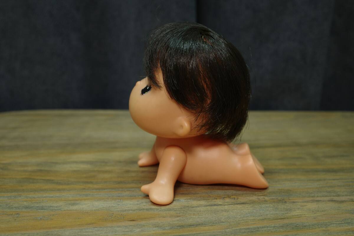 [昭和 レトロ] IKB JAPAN 玩具 幼児 男の子 ハイハイ ソフビ人形_画像5